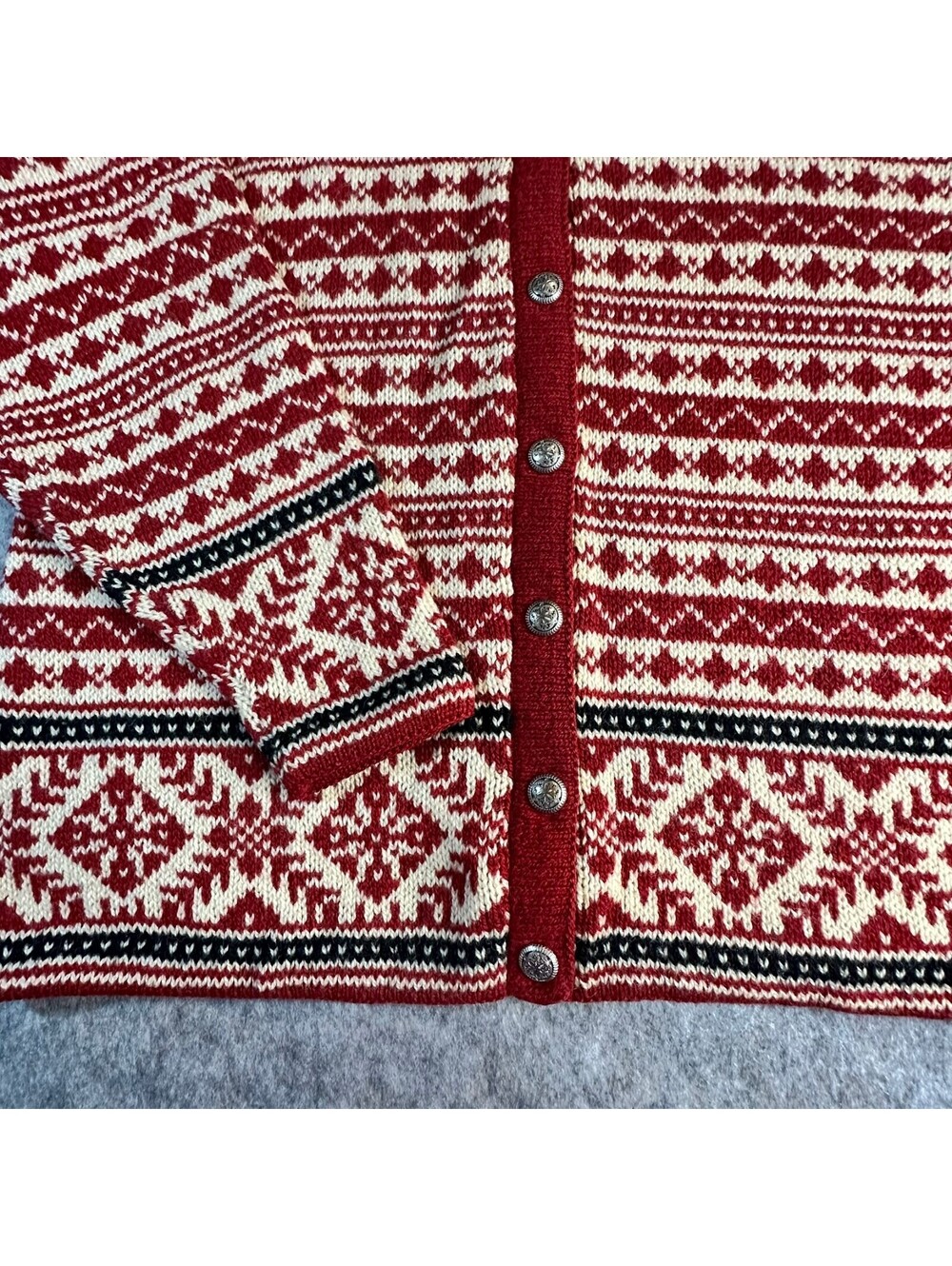 Vintage L.L. Bean Red Nordic Fair Isle Pewter Button Wool Cardigan Sweater Sz L - Picture 4 of 15